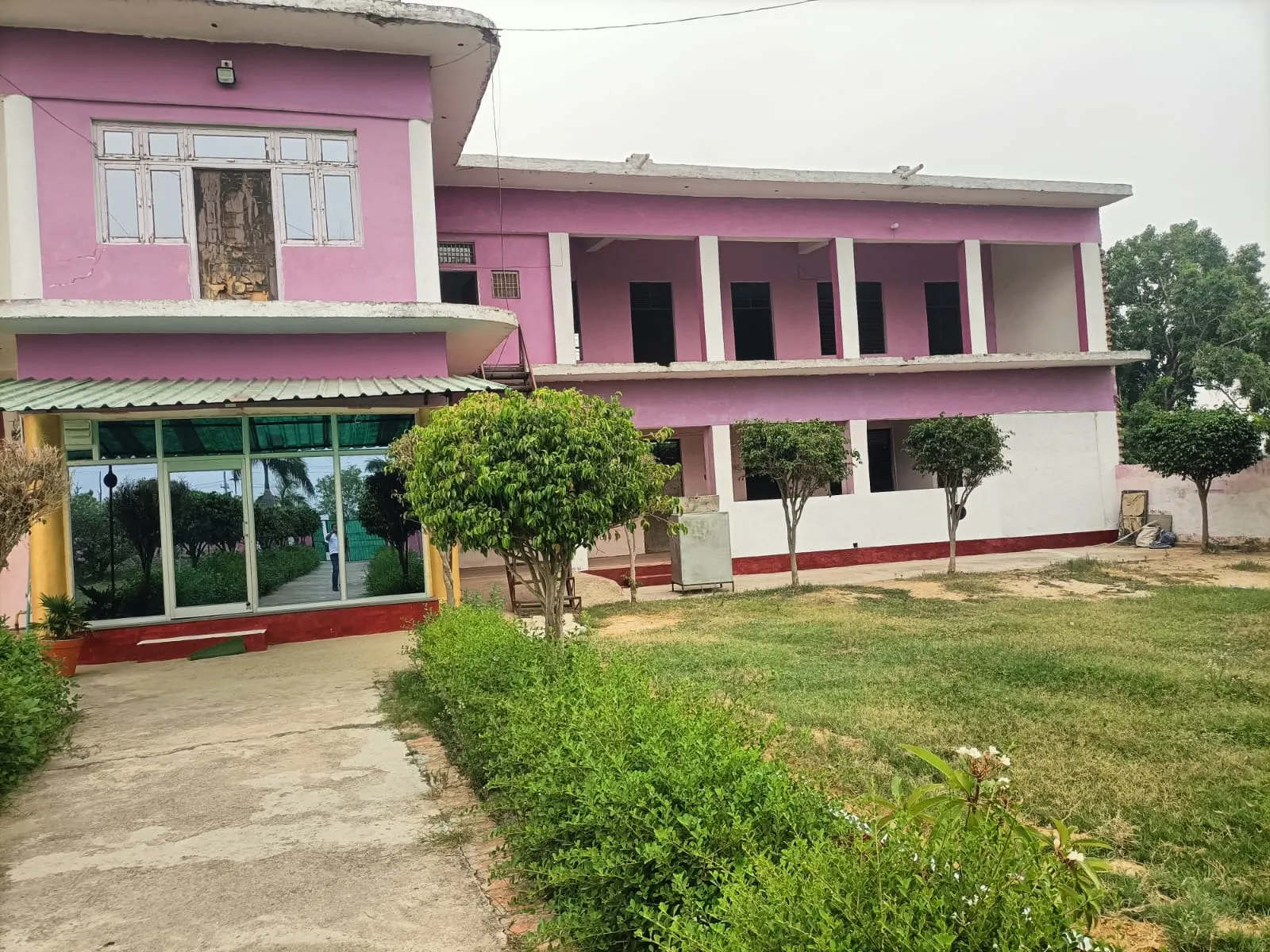 Gallery 6